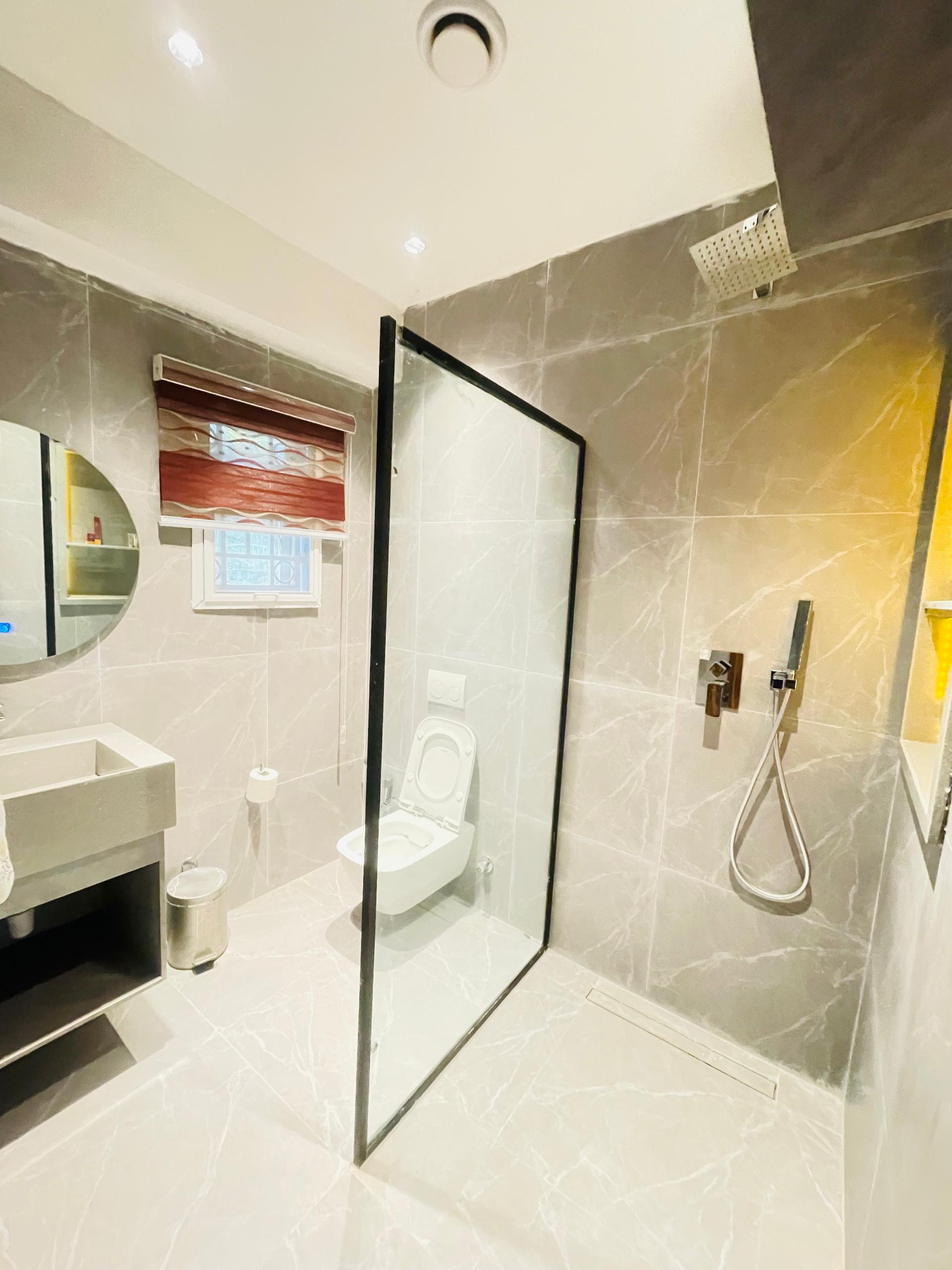 lekkiphase15starhotelroom1 Proof hotel Lounge