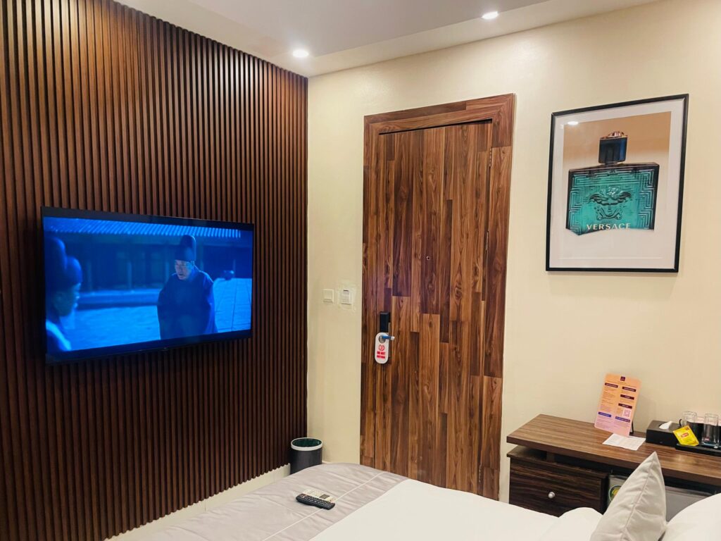 proofhotelfamilyroomlekkiphase1 Proof hotel Lounge