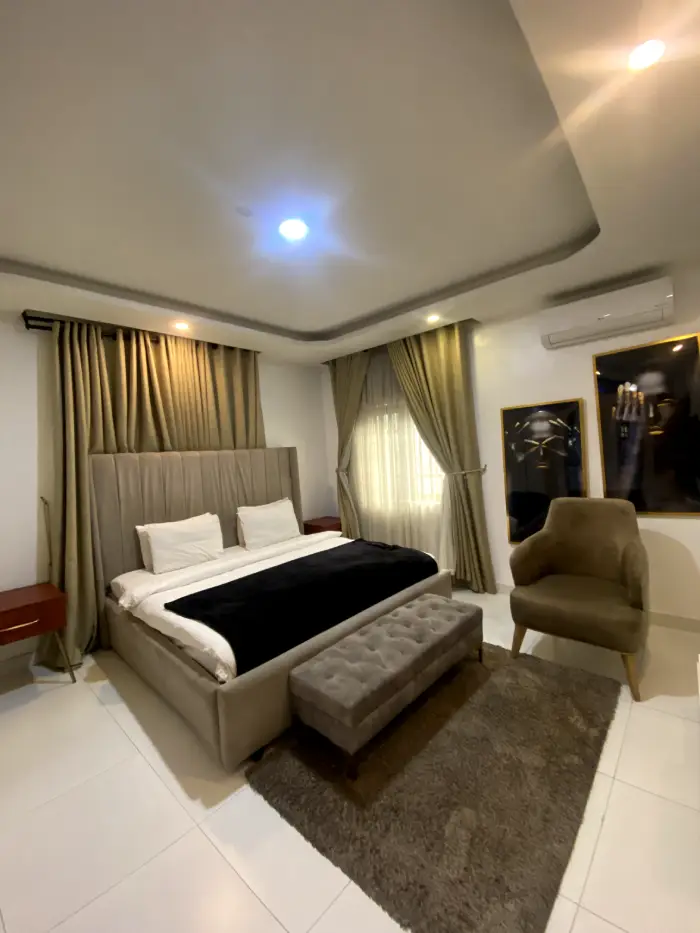 Blue Heaven - Proof hotel & Lounge